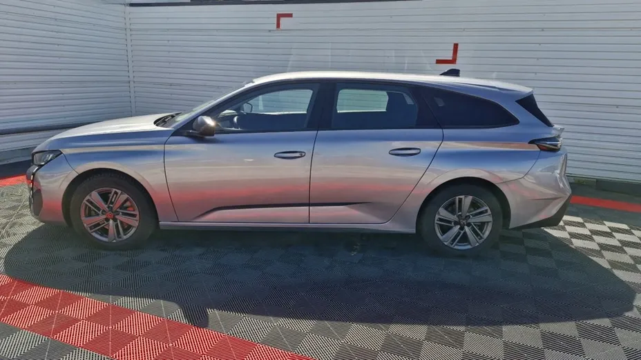 PEUGEOT 308 -