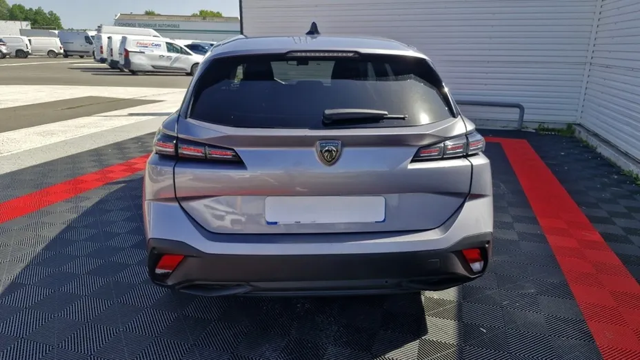 PEUGEOT 308 -