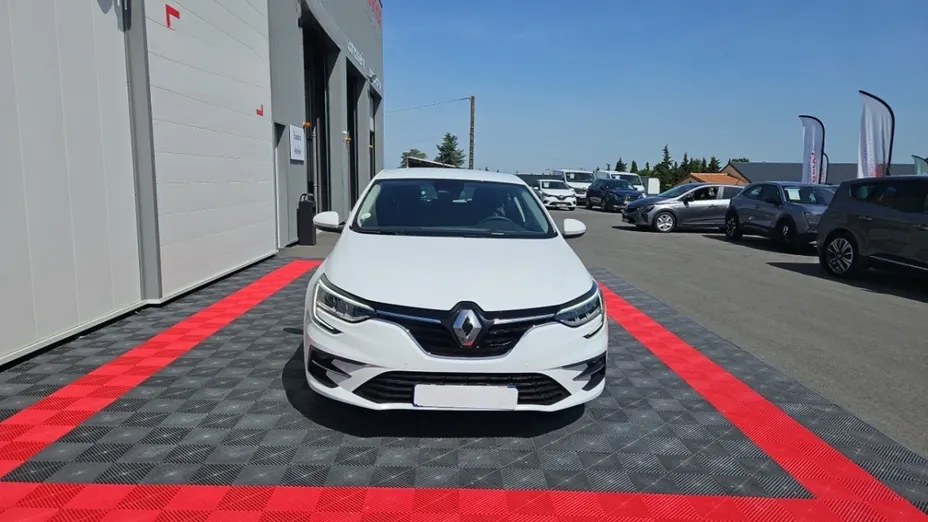 RENAULT Megane -