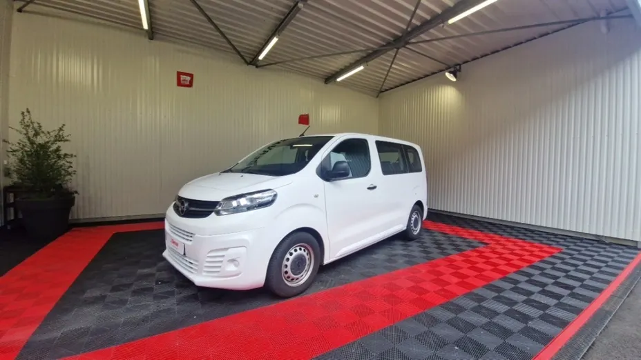OPEL Vivaro -