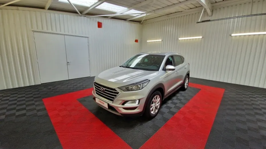 HYUNDAI Tucson -