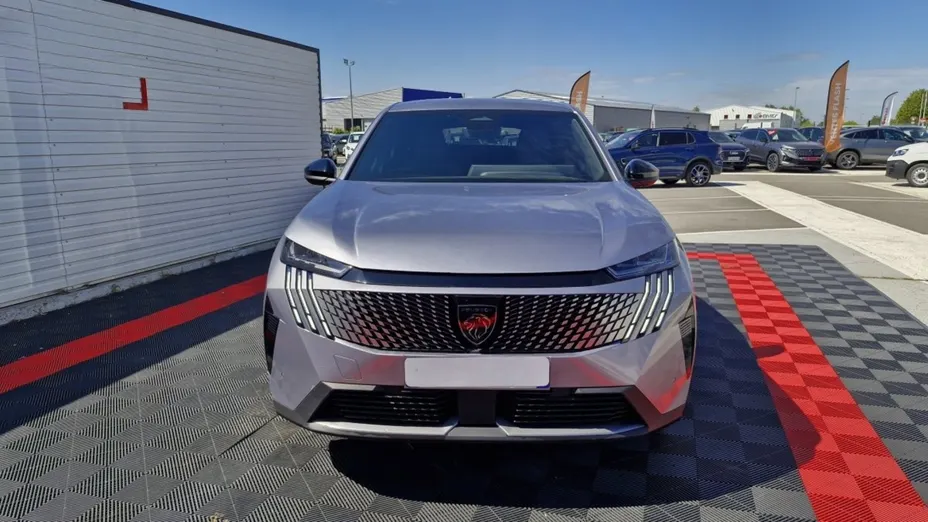 PEUGEOT 3008 -