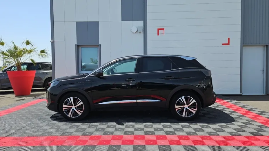 PEUGEOT 3008 -