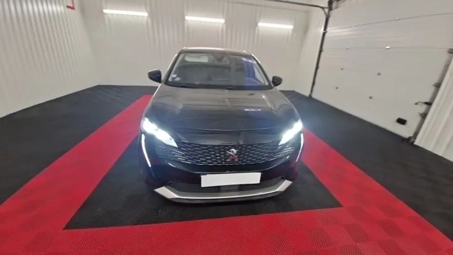 PEUGEOT 3008 -