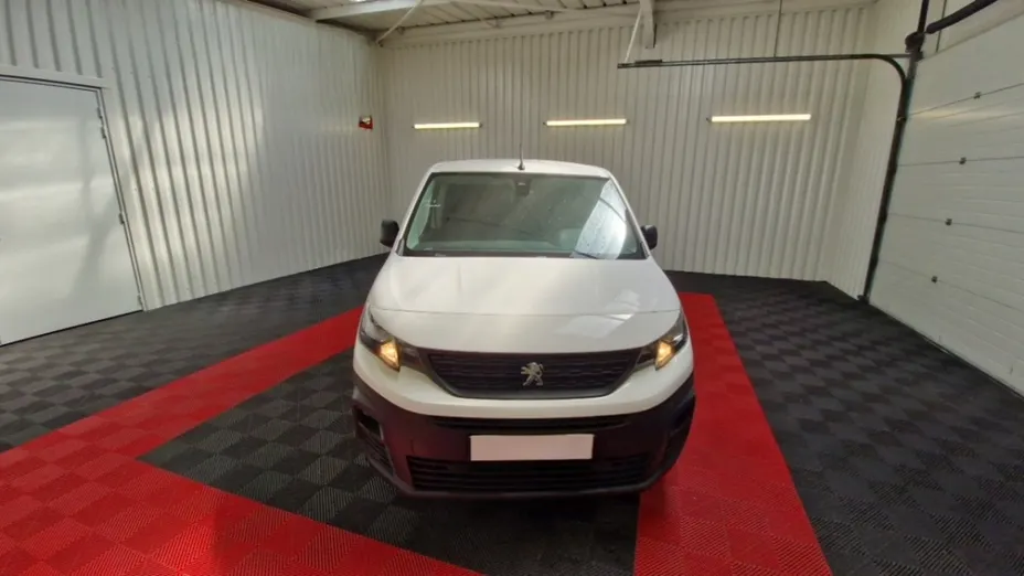 PEUGEOT Partner -