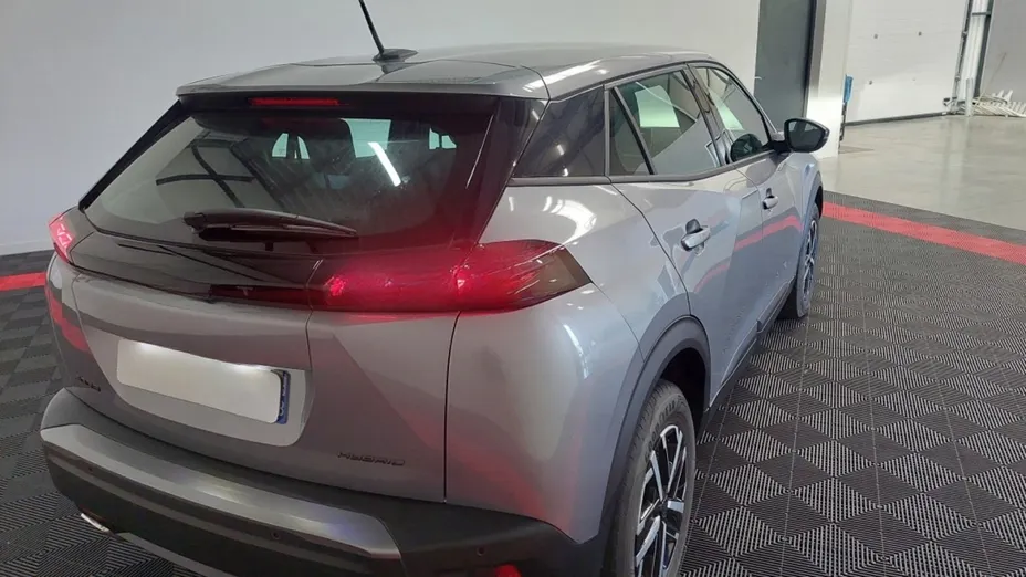 PEUGEOT 2008 -