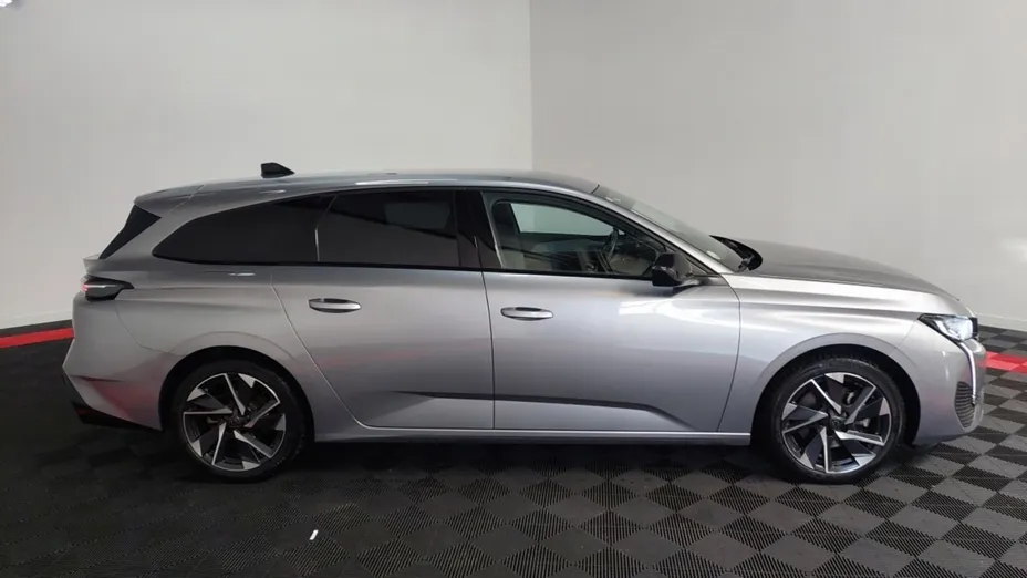 PEUGEOT 308 -