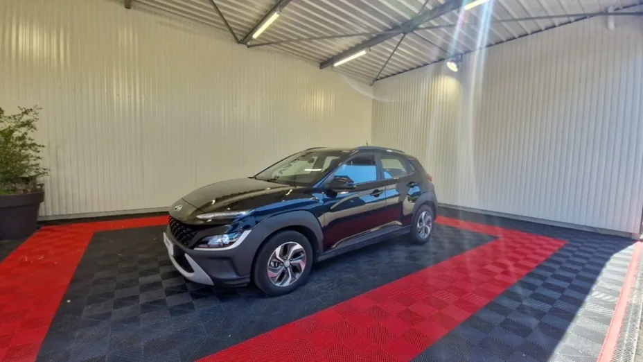 HYUNDAI Kona -