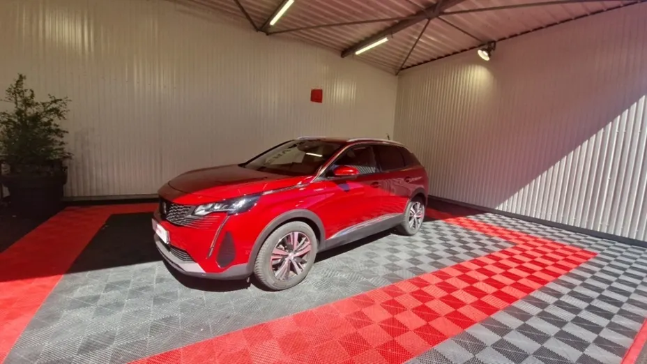 PEUGEOT 3008 -