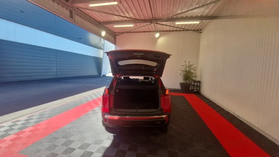 PEUGEOT 3008 -