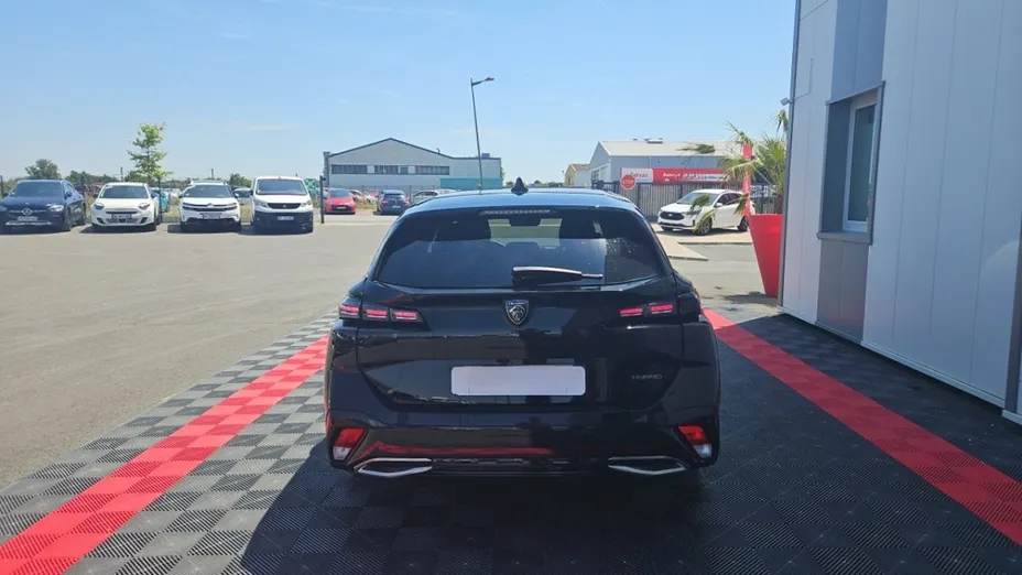 PEUGEOT 308 -