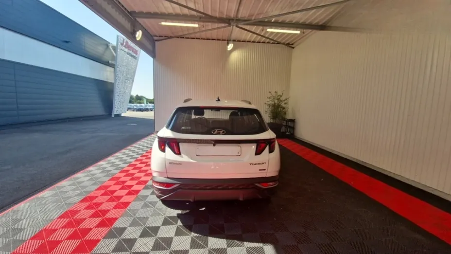 HYUNDAI Tucson -