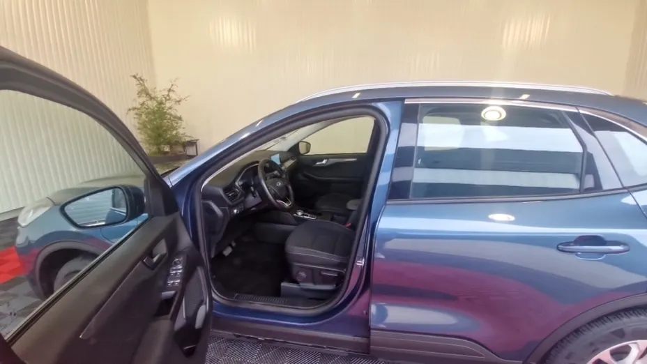 FORD Kuga -