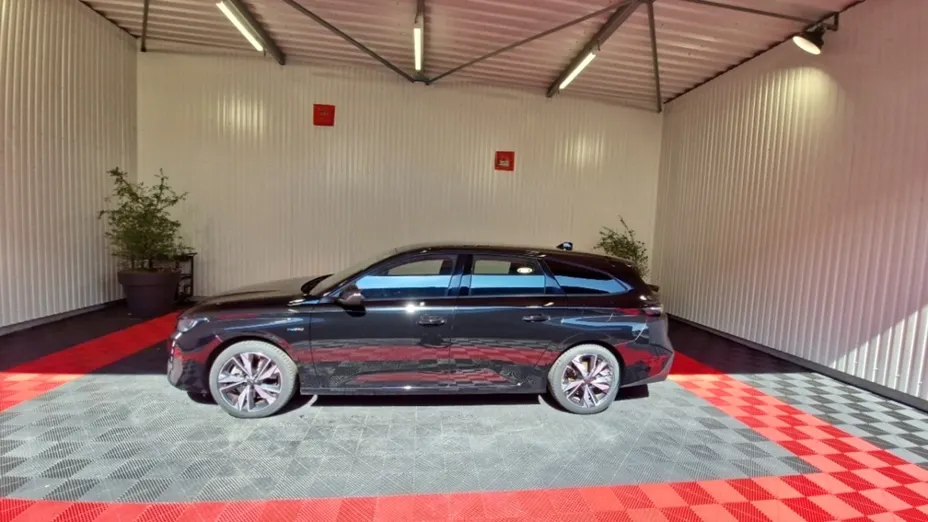 PEUGEOT 308 -