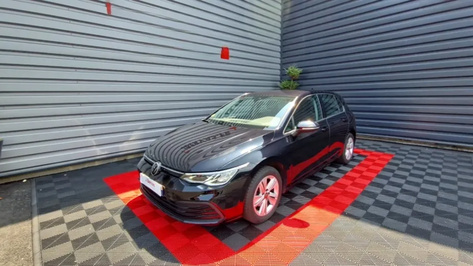 Volkswagen Golf -