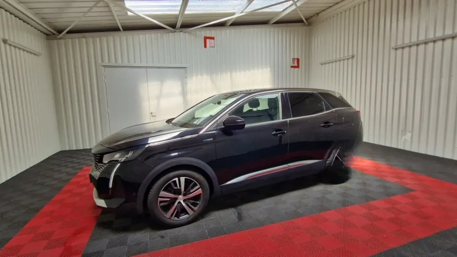 PEUGEOT 3008 -