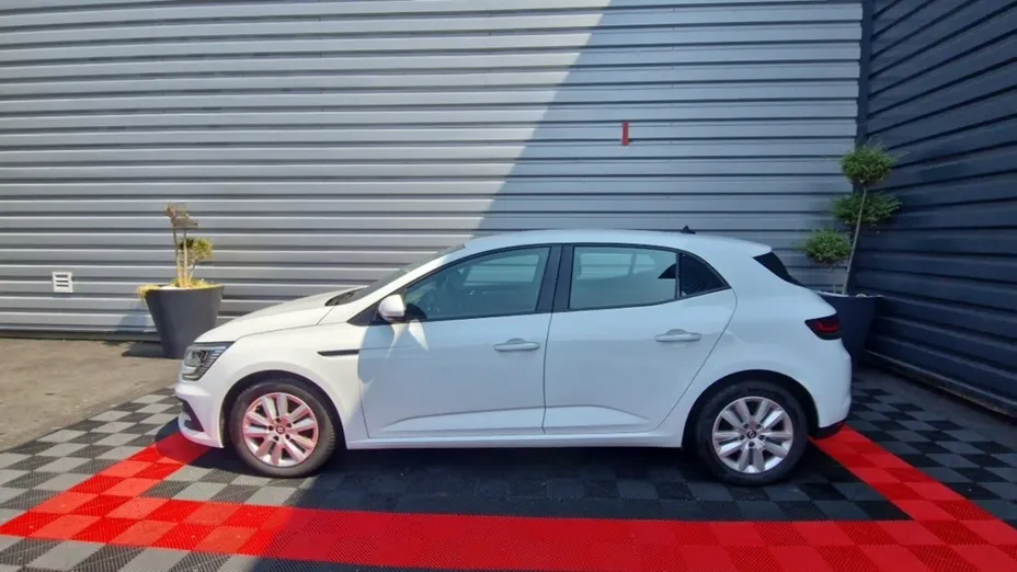 RENAULT Megane -