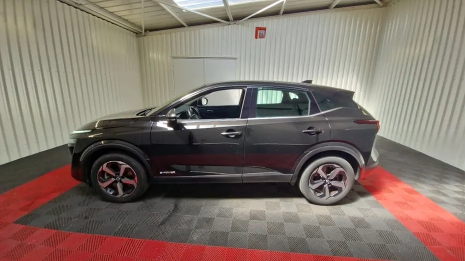 NISSAN Qashqai -