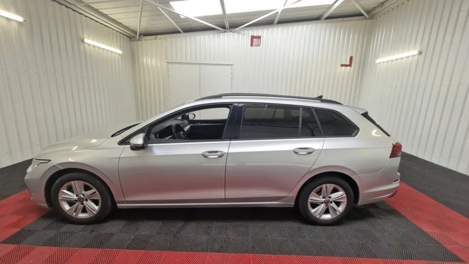 Volkswagen Golf -