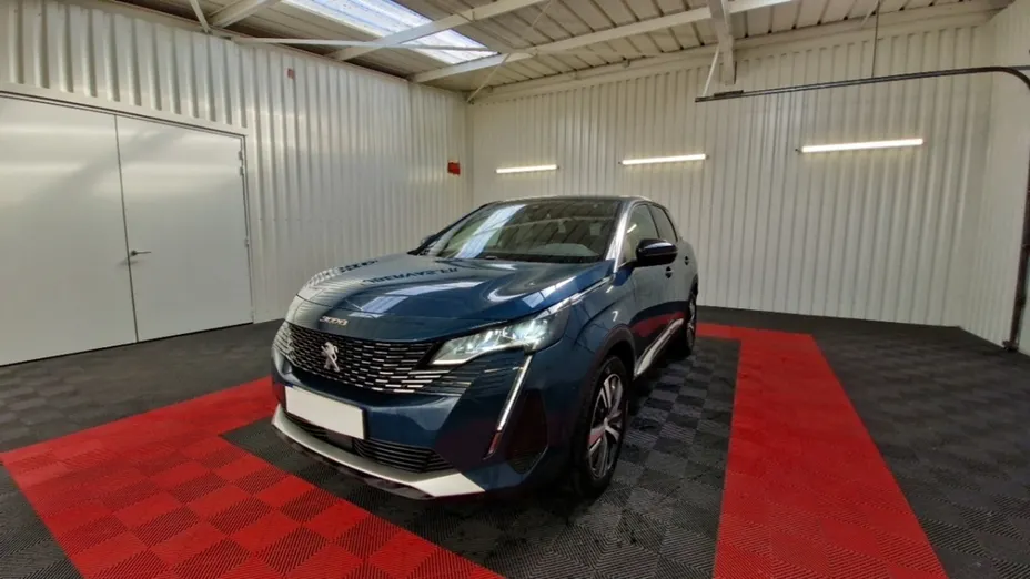 PEUGEOT 3008 -