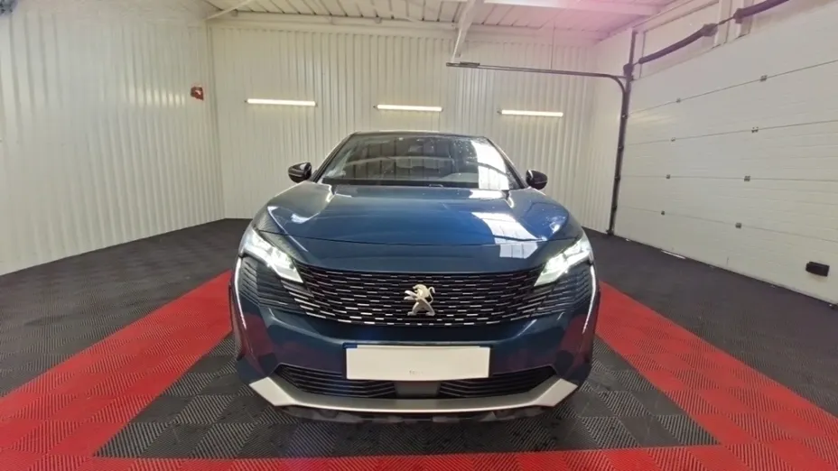 PEUGEOT 3008 -