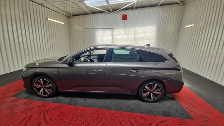 PEUGEOT 308 -