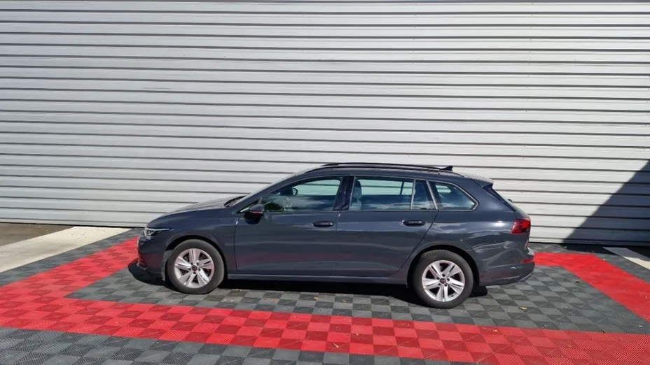 Volkswagen Golf -