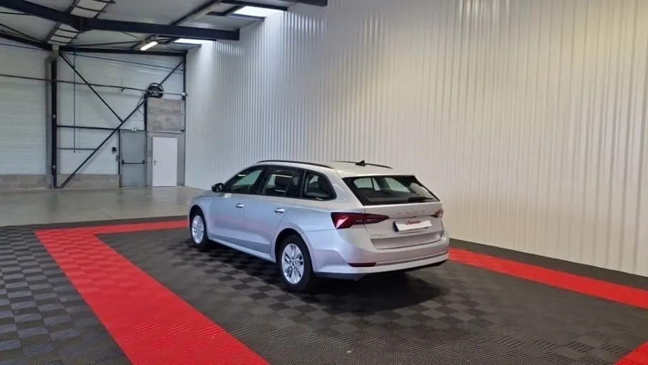 SKODA Octavia -