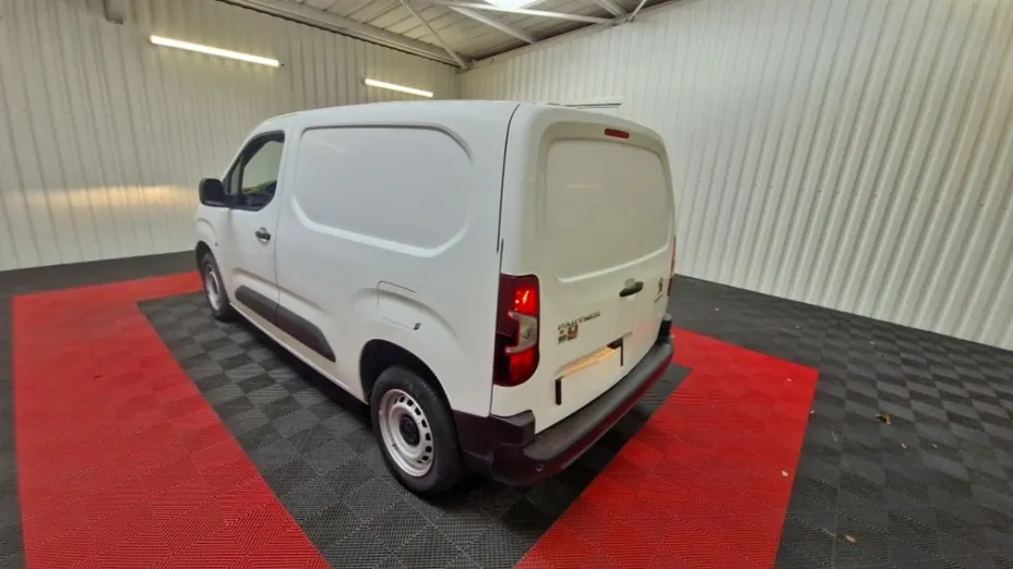 PEUGEOT Partner -