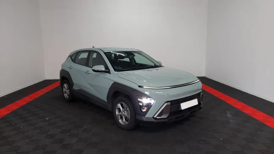 HYUNDAI Kona -