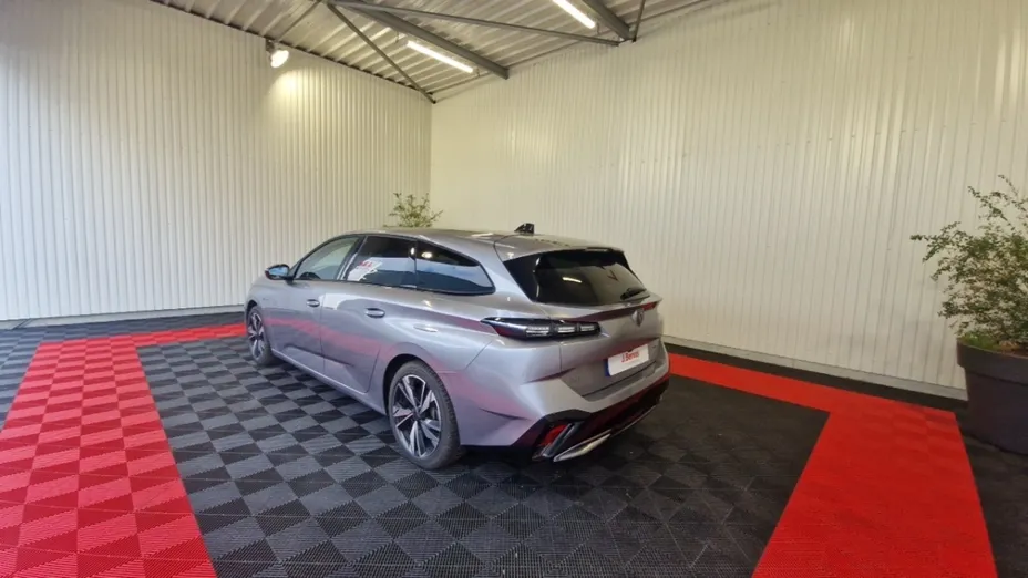 PEUGEOT 308 -