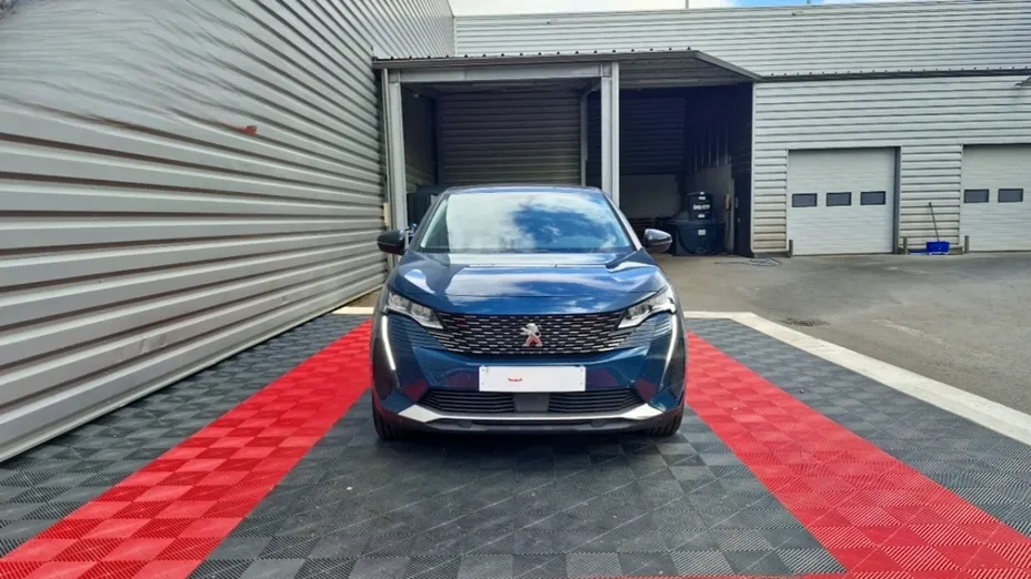 PEUGEOT 5008 -