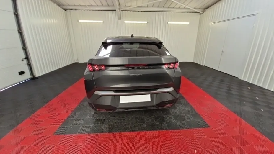 PEUGEOT 3008 -