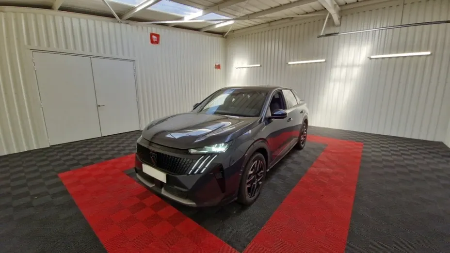 PEUGEOT 3008 -