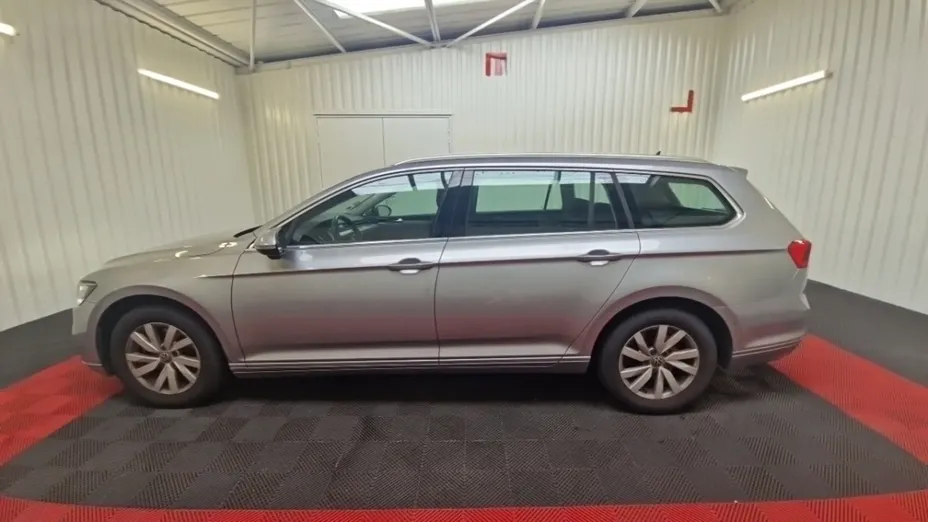 Volkswagen Passat -