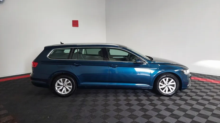 Volkswagen Passat -