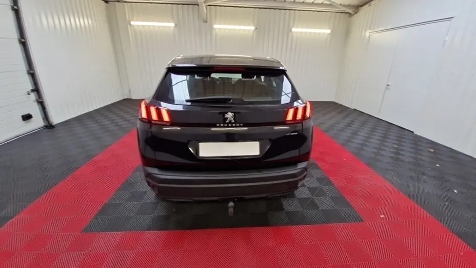 PEUGEOT 3008 -