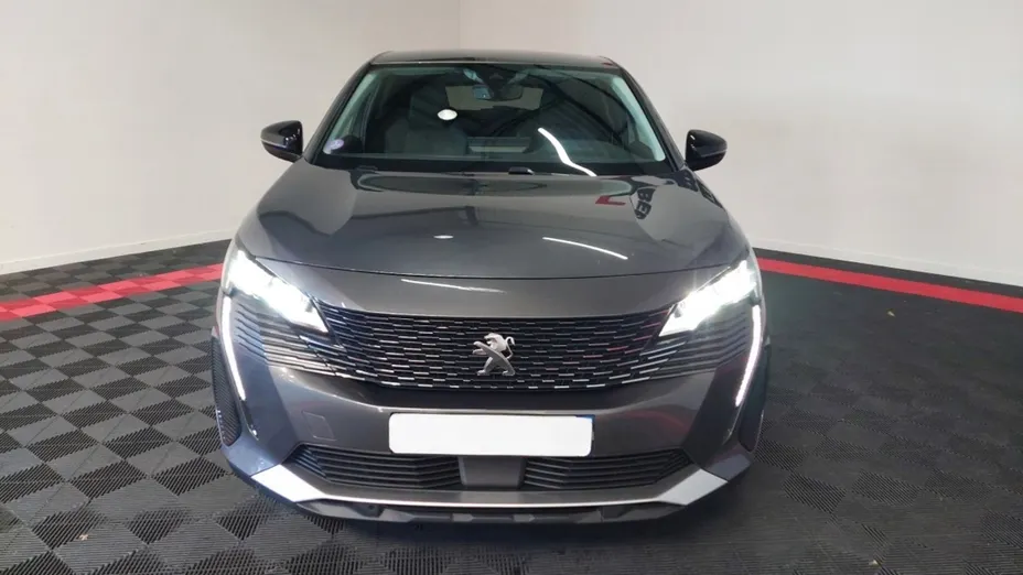 PEUGEOT 3008 -