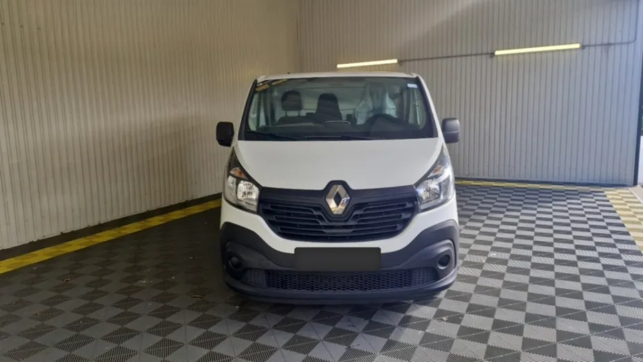 RENAULT Trafic -