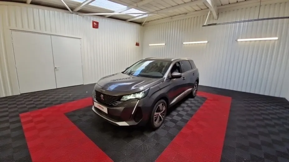 PEUGEOT 5008 -