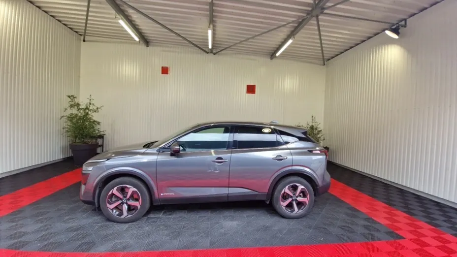 NISSAN Qashqai -