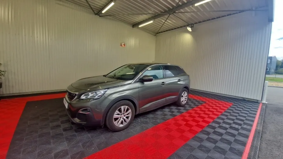 PEUGEOT 3008 -