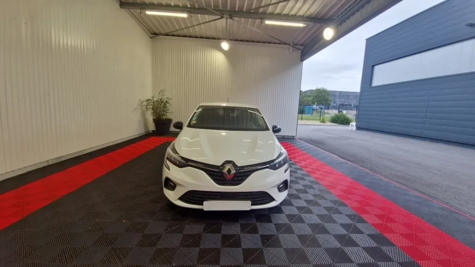 RENAULT Clio -