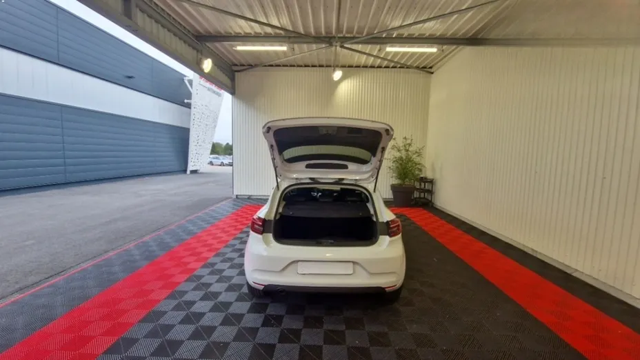 RENAULT Clio -