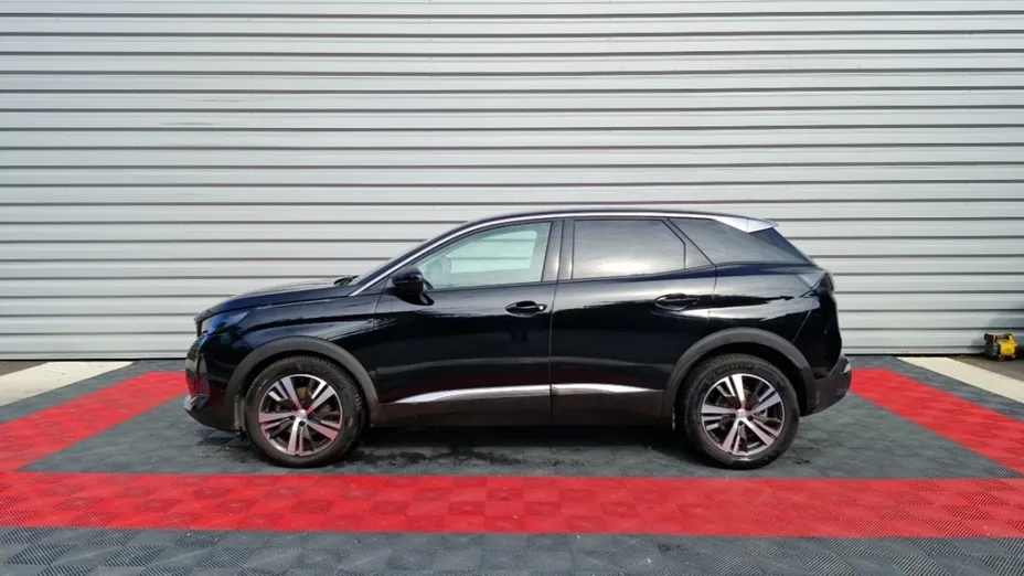 PEUGEOT 3008 -