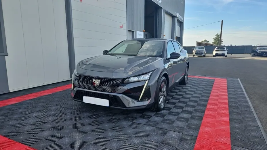 PEUGEOT 408 -