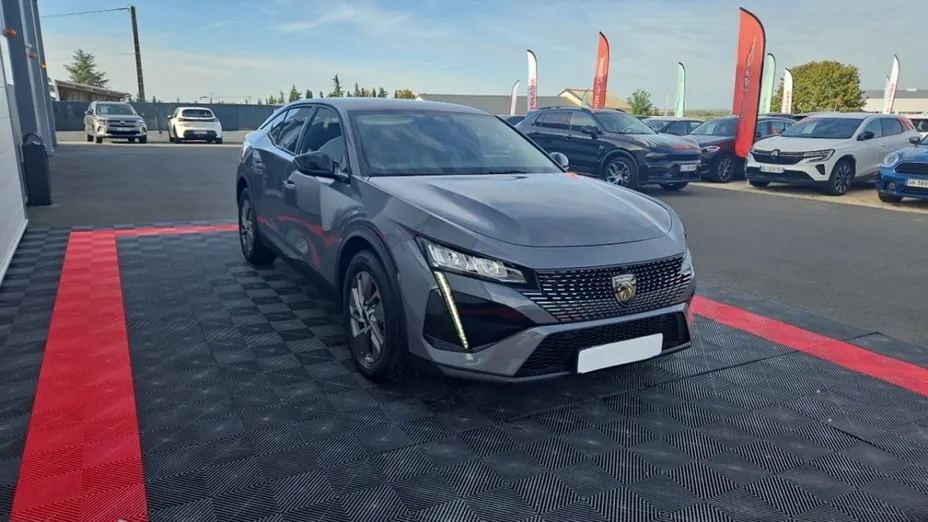 PEUGEOT 408 -
