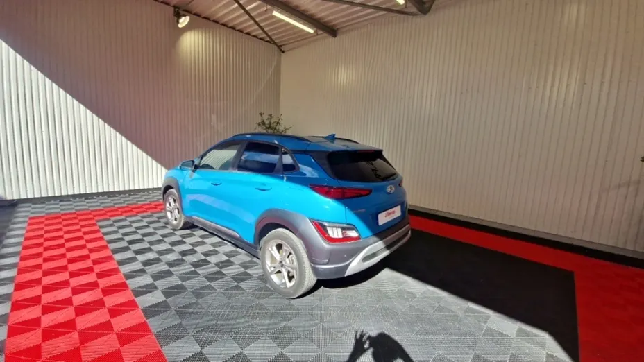HYUNDAI Kona -