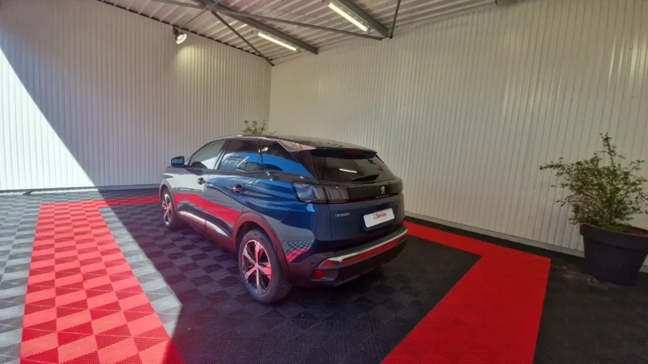 PEUGEOT 3008 -