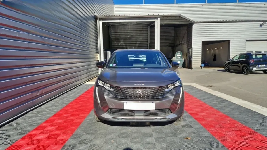 PEUGEOT 5008 -